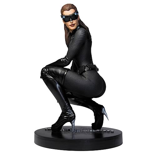 Batman Dark Knight Rises Catwoman Anne Hathaway Icon Statue from DC Direct