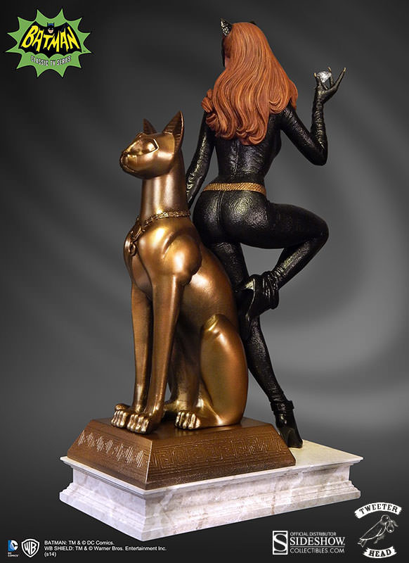Catwoman Maquette Diorama based on the Batman 1966 TV Series by Tweeterhead and DC Comics