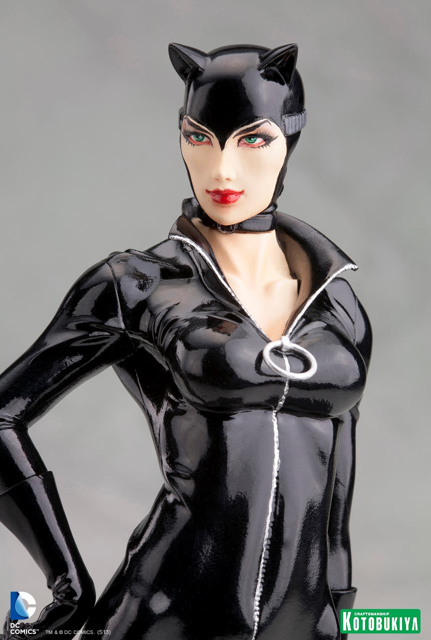 Catwoman DC Comics New 52 ArtFX+ Statue from Kotobukiya