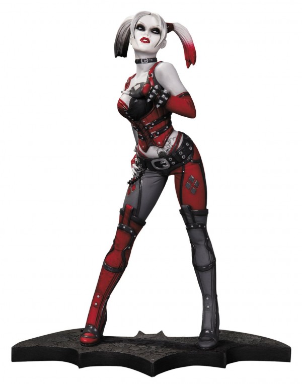 DC Collectibles Batman Arkham City Statue: Harley Quinn
