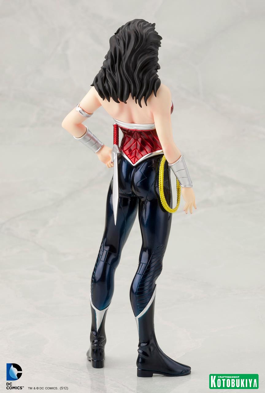 Wonder Woman DC Comics New 52 ArtFX+ Statue from Kotobukiya