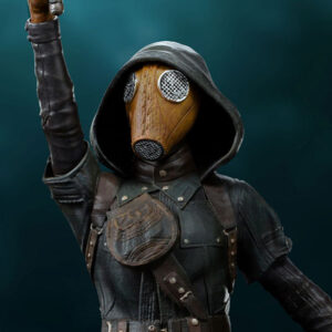 Ratcatcher II BDS Art Scale 1:10 Statue from DC Comics and Iron Studios. An image of a figurine depicting a plague doctor with a beaked mask, hooded cloak, and raised right arm.