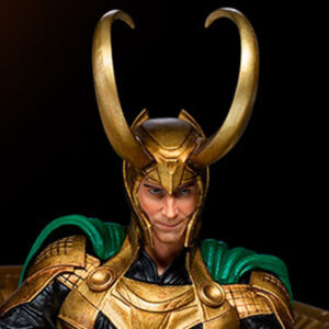 Loki 1:10 Scale Statue by Marvel and Iron Studios. Close-up of a figure in a horned helmet and armor with a mischievous expression.