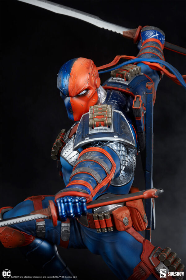 DC Comics Deathstroke Premium Format™ Figure from Sideshow Collectibles