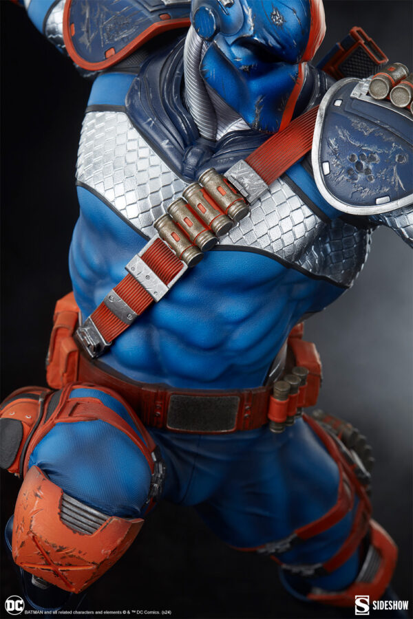 DC Comics Deathstroke Premium Format™ Figure from Sideshow Collectibles