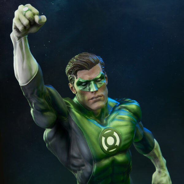 DC Comics Green Lantern Premium Format™ Figure from Sideshow Collectibles