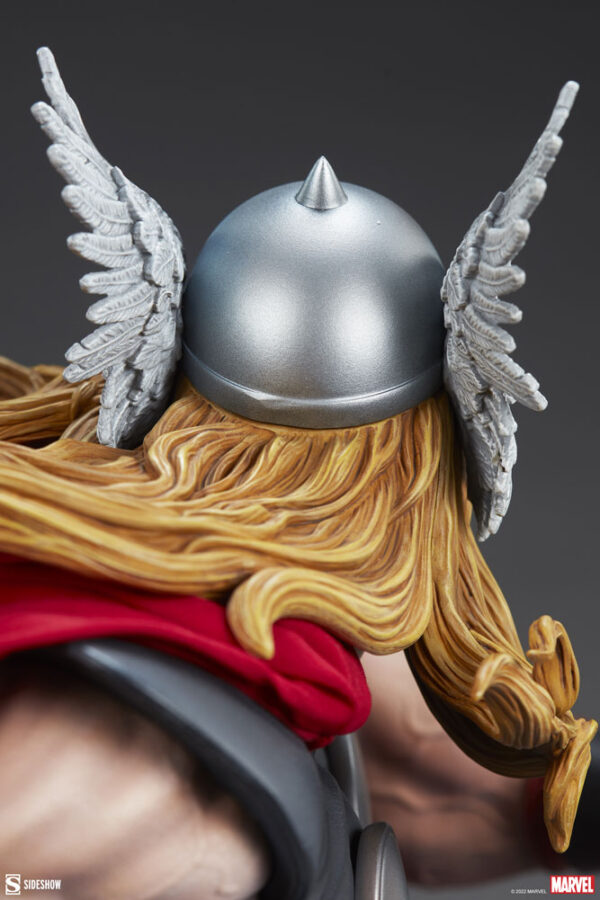 Marvel Thor Premium Format Figure from Sideshow Collectibles (2022)