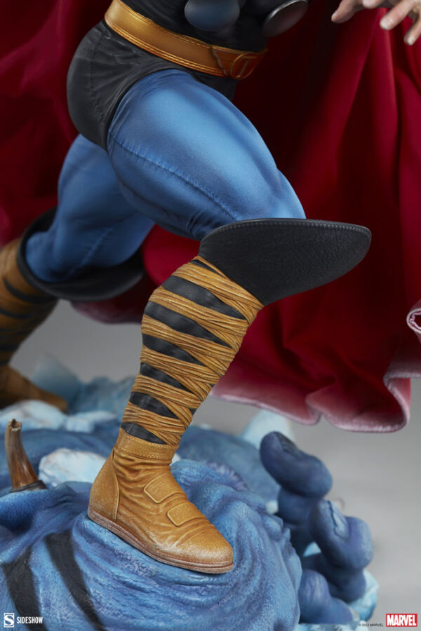 Marvel Thor Premium Format Figure from Sideshow Collectibles (2022)