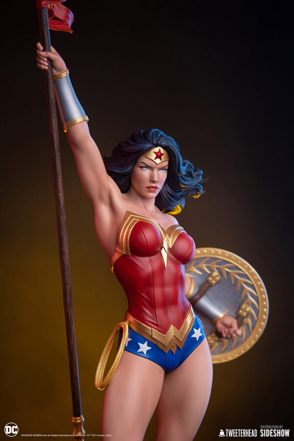 DC Comics Wonder Woman Quarter Scale Collector Edition Maquette from Tweeterhead (2022)