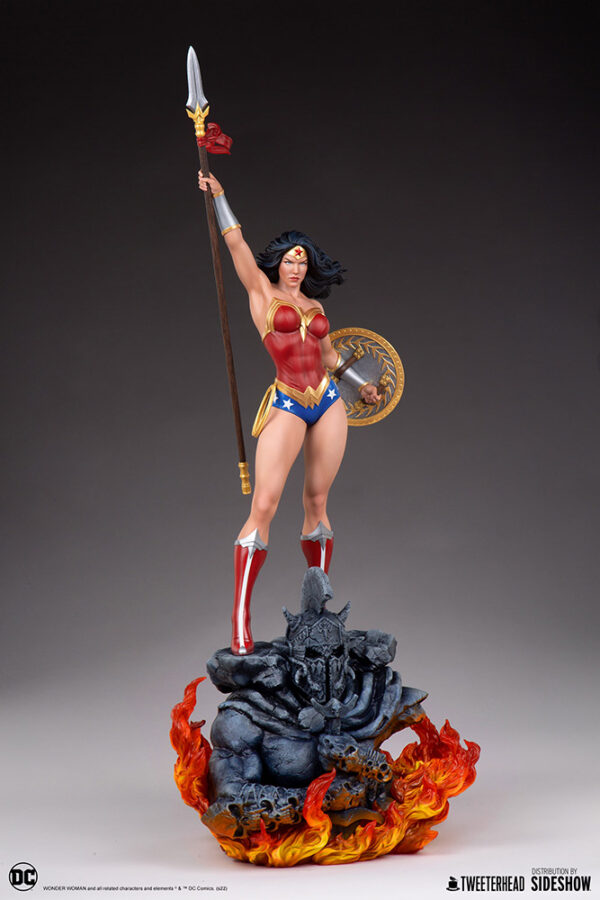 DC Comics Wonder Woman Quarter Scale Collector Edition Maquette from Tweeterhead (2022)