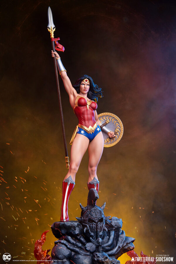 DC Comics Wonder Woman Quarter Scale Collector Edition Maquette from Tweeterhead (2022)