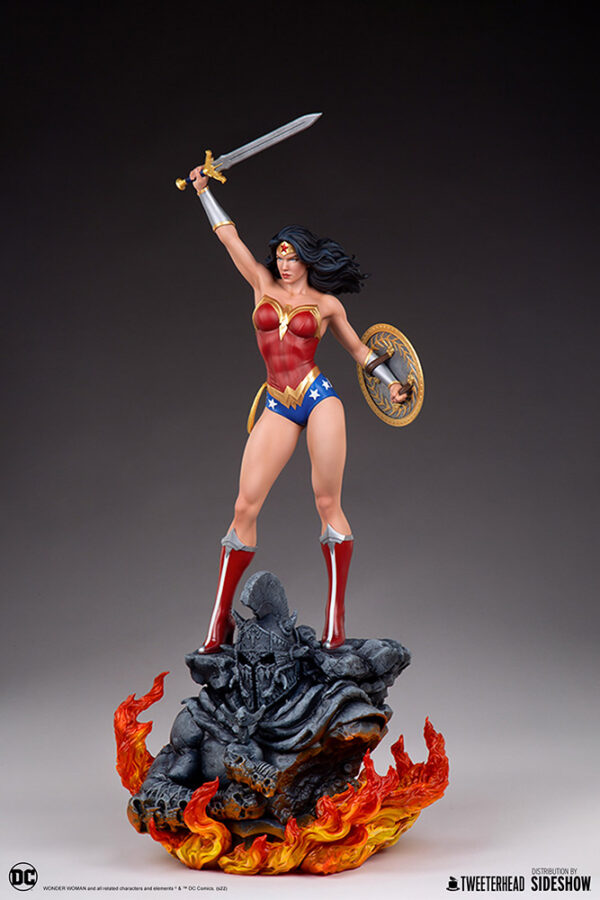 DC Comics Wonder Woman Quarter Scale Collector Edition Maquette from Tweeterhead (2022)