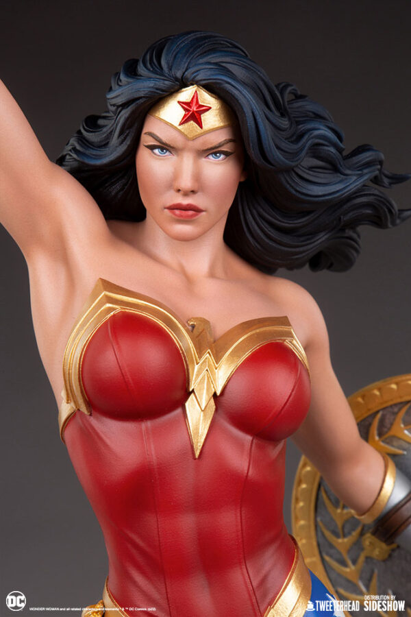 DC Comics Wonder Woman Quarter Scale Collector Edition Maquette from Tweeterhead (2022)