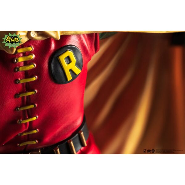 Batman 1966 Classic TV Series Batman and Robin 1:8 Scale Statue