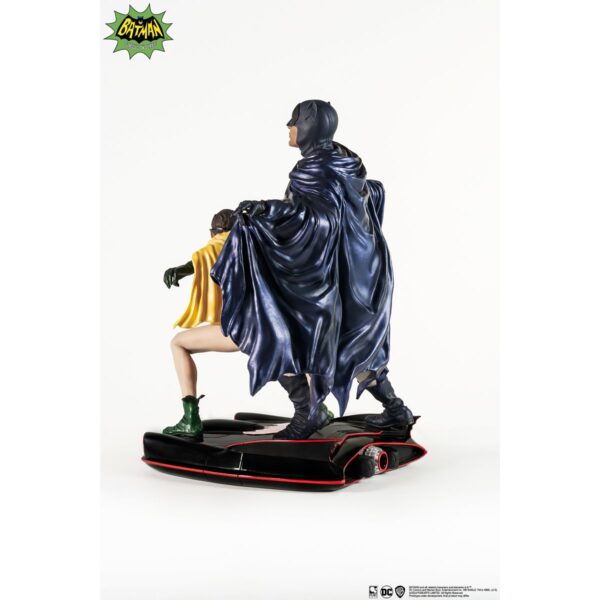 Batman 1966 Classic TV Series Batman and Robin 1:8 Scale Statue