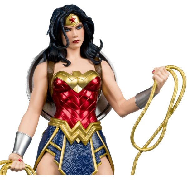 DC Direct Wonder Woman by Jim Lee 1:6 Scale Statue with McFarlane Toys Digital Collectible
