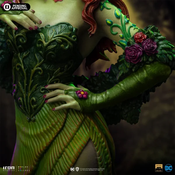 DC Comics Poison Ivy Gotham City Sirens Deluxe Limited Edition 1:10 Art Scale Statue from Iron Studios