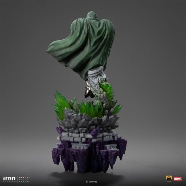 Doctor Doom Infinity Gauntlet Battle Diorama Series 1/10 Deluxe Art Scale Limited Edition Statue