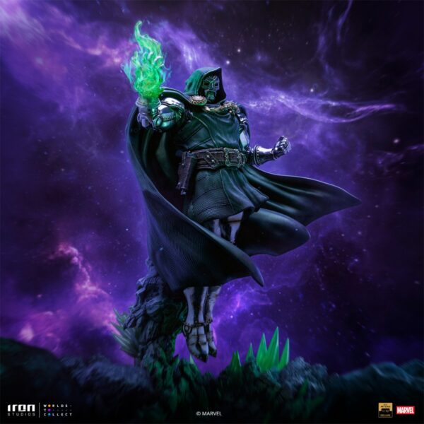 Doctor Doom Infinity Gauntlet Battle Diorama Series 1/10 Deluxe Art Scale Limited Edition Statue