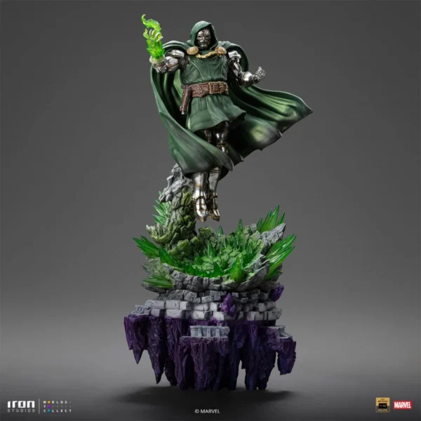 Doctor Doom Infinity Gauntlet Battle Diorama Series 1/10 Deluxe Art Scale Limited Edition Statue