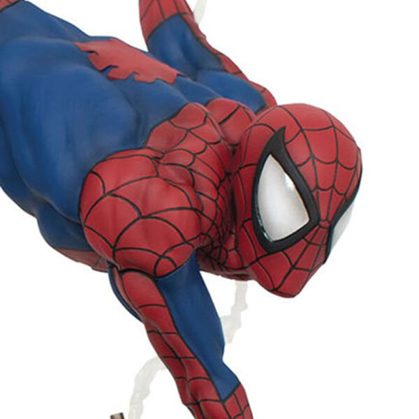 Marvel Milestones 1990s Spider-Man Statue from Diamond Select